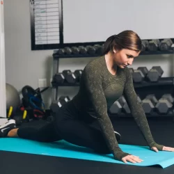 Guide to Hip Stretching for Improved